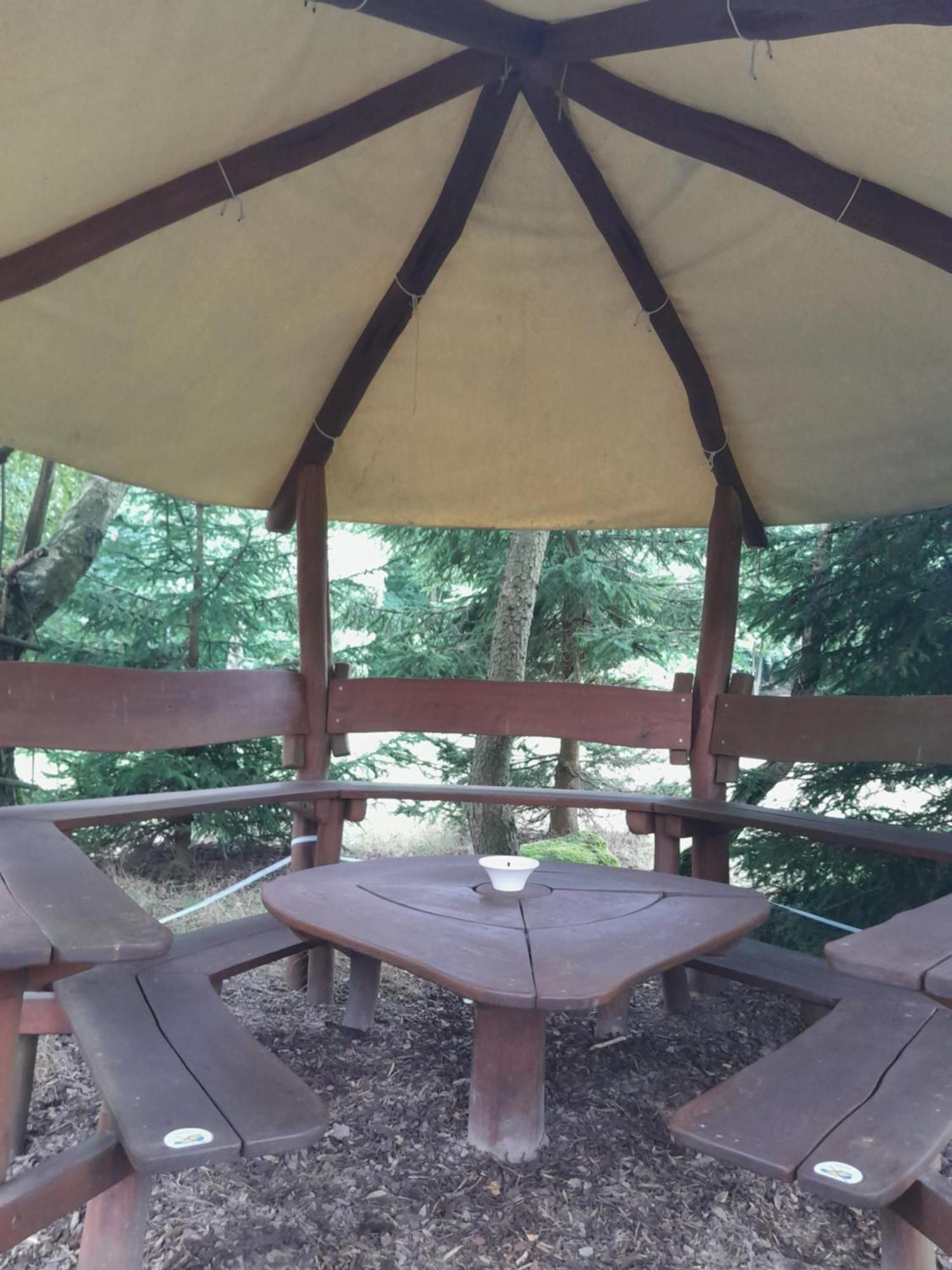 Guest House Sneznik Esterno foto