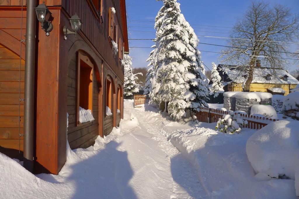 Guest House Sneznik Esterno foto